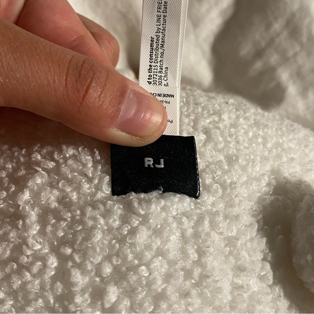 AUTHENTIC B21 RJ PLUSH - Picture 2 of 3